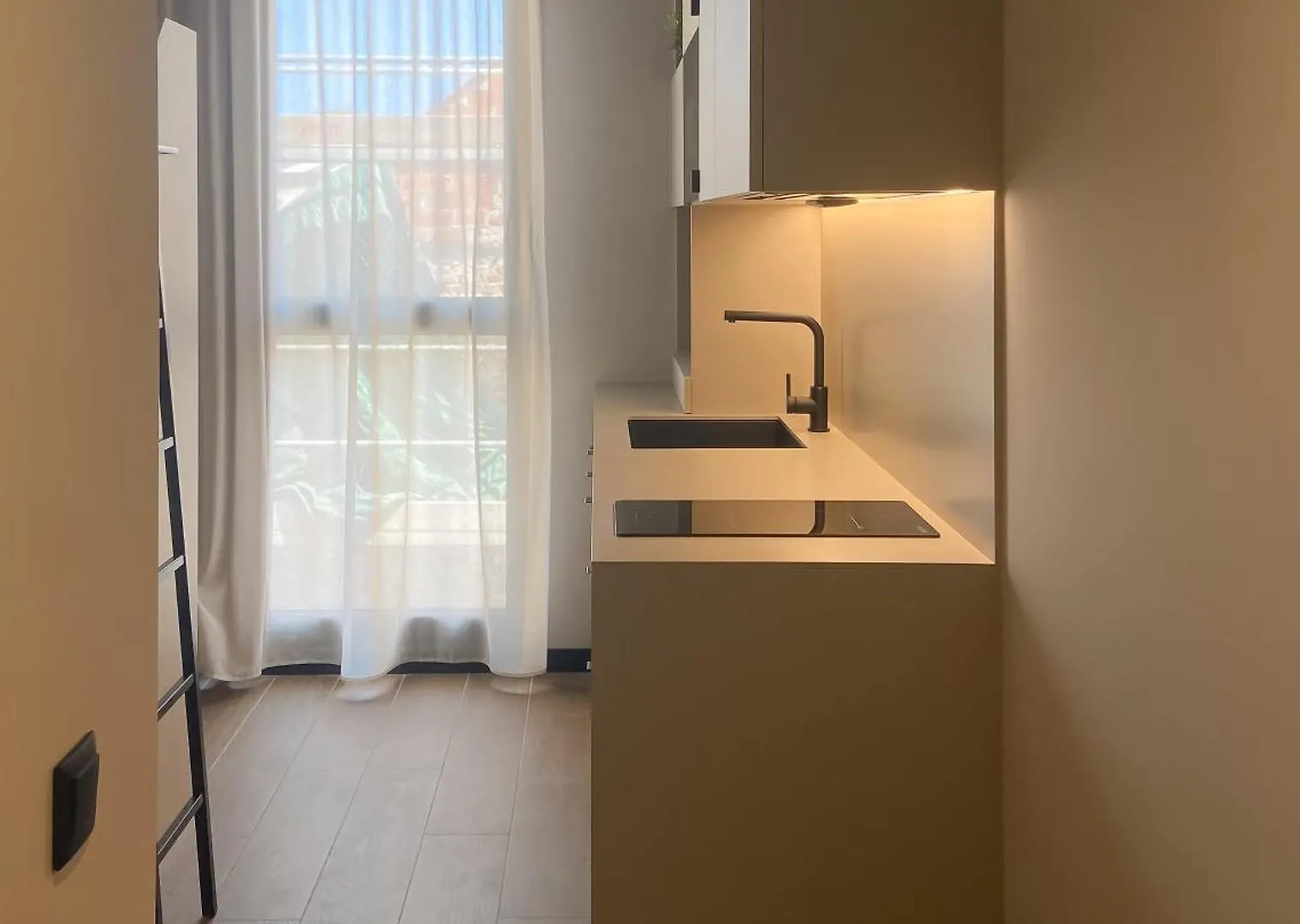 Blau Student Housing - Students Only Apartment Barcelona