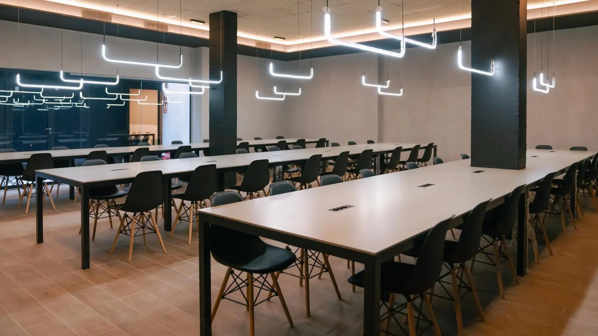Blau Student Housing - Students Only Apartment Barcelona